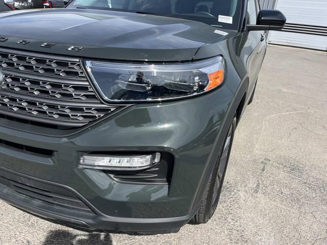 Certified 2024 Ford Explorer XLT w/ Equipment Group 202A image 9
