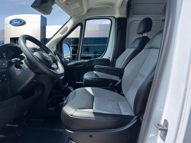 Used 2025 RAM ProMaster 2500 w/ Convenience Group FWD image 10