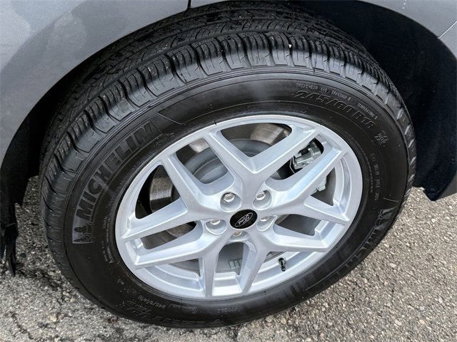 Certified 2024 Ford Edge SEL w/ Convenience Package image 5