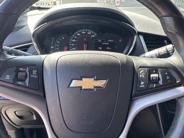 Used 2020 Chevrolet Trax LT w/ Driver Confidence Package FWD image 22