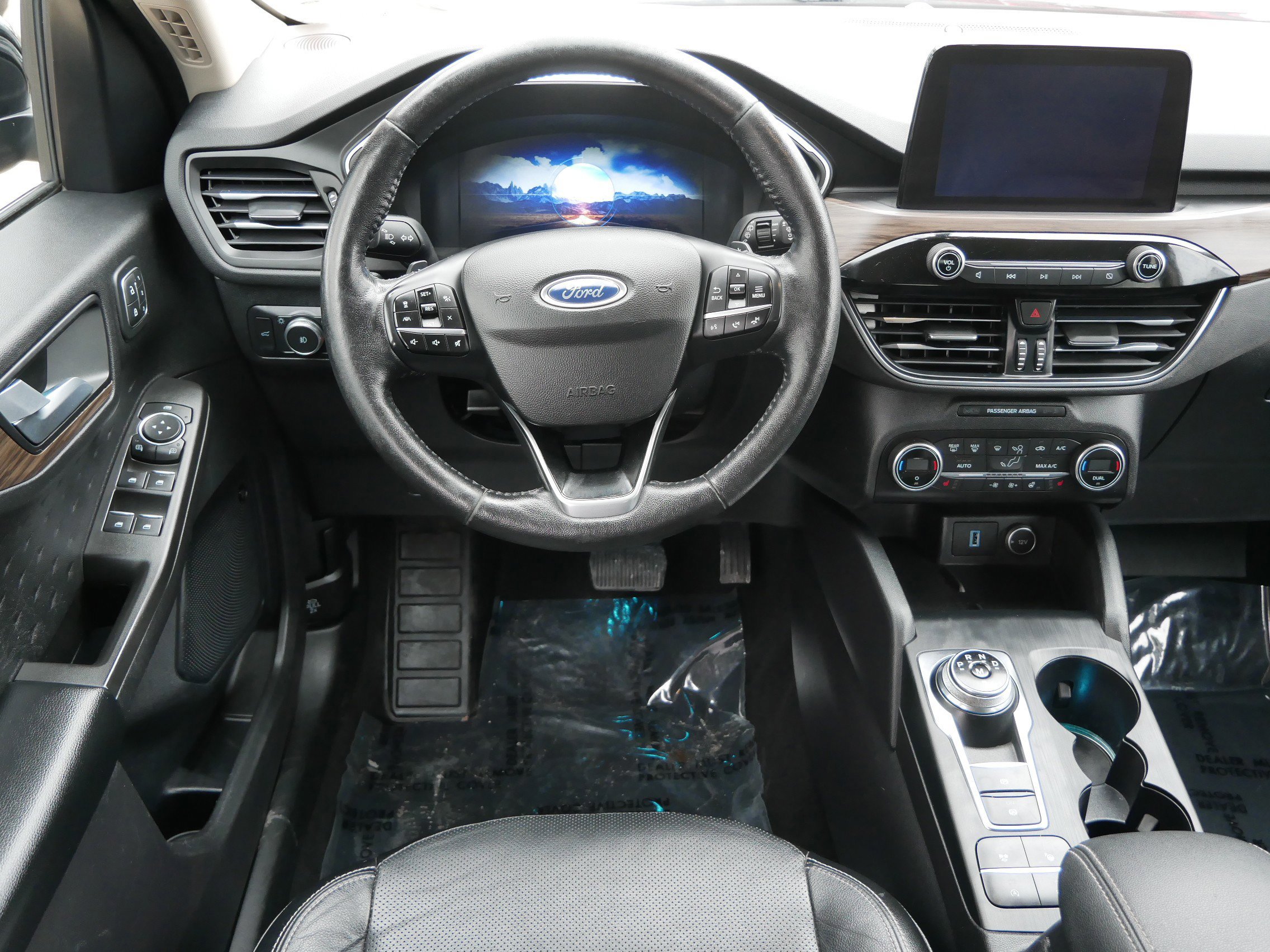 Certified 2020 Ford Escape Titanium image 13