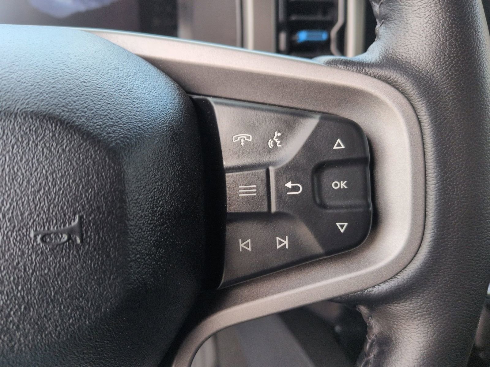 Certified 2023 Ford Bronco Outer Banks w/ Sasquatch Package image 30