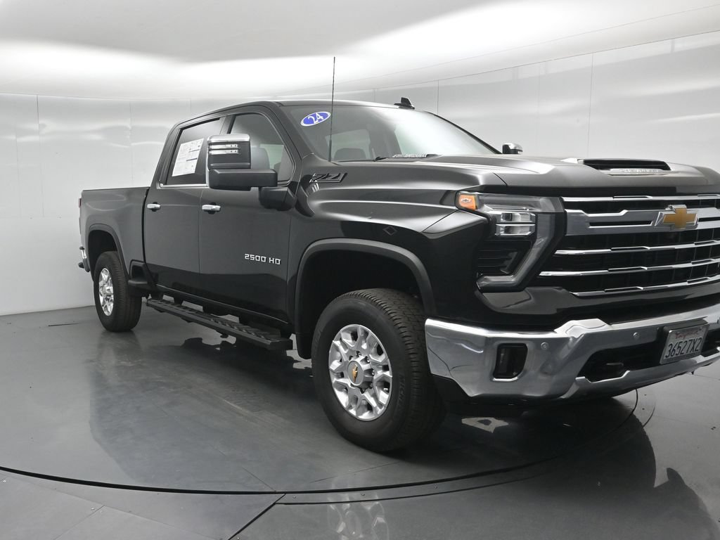 Used 2024 Chevrolet Silverado 2500 LTZ w/ LTZ Convenience Package AWD/4WD image 26