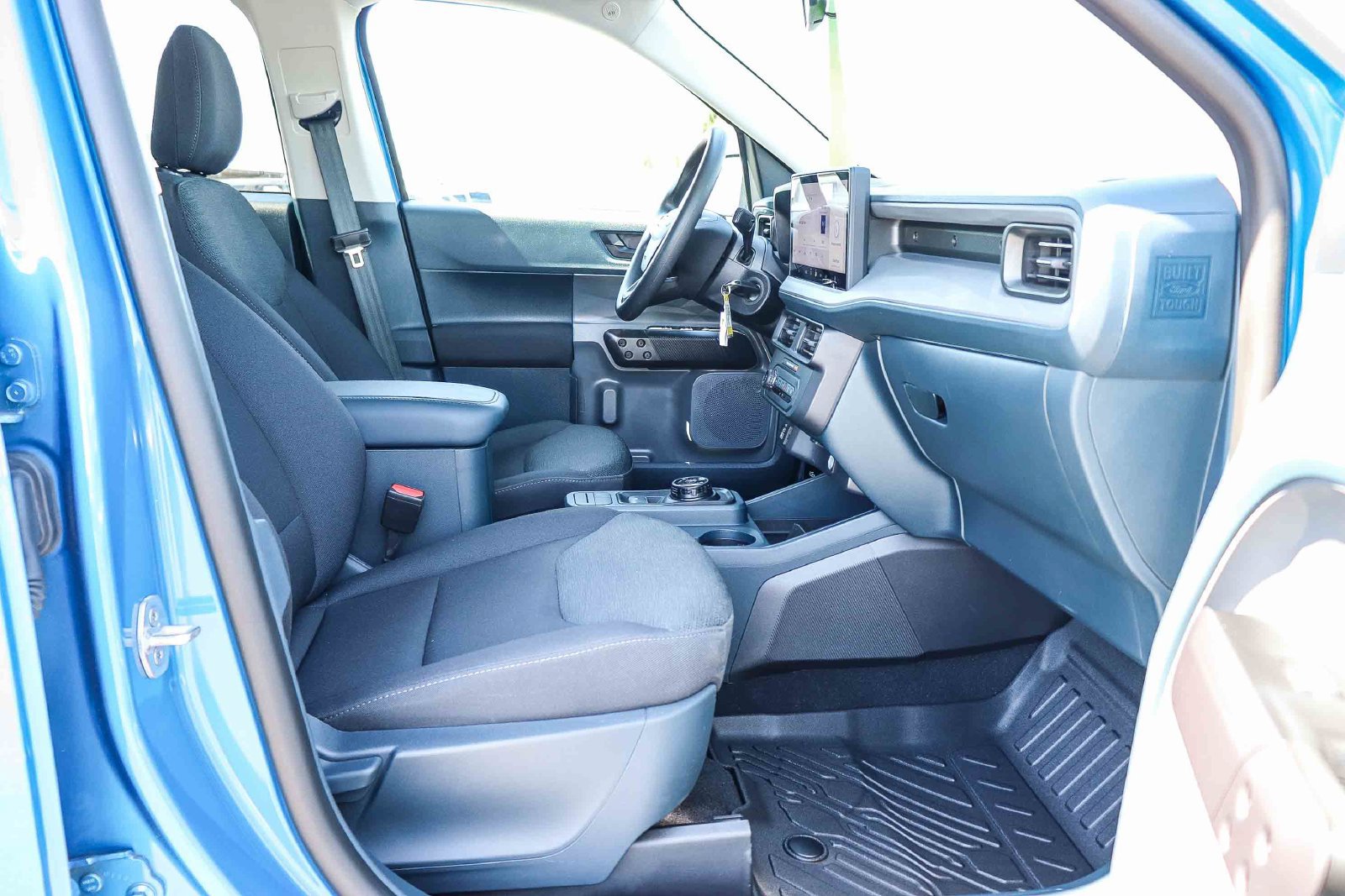 Certified 2025 Ford Maverick XL FWD image 17
