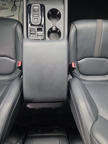 Used 2025 Honda Pilot Touring image 15