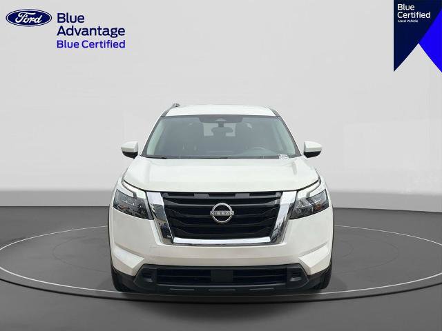 Used 2024 Nissan Pathfinder SV FWD image 3