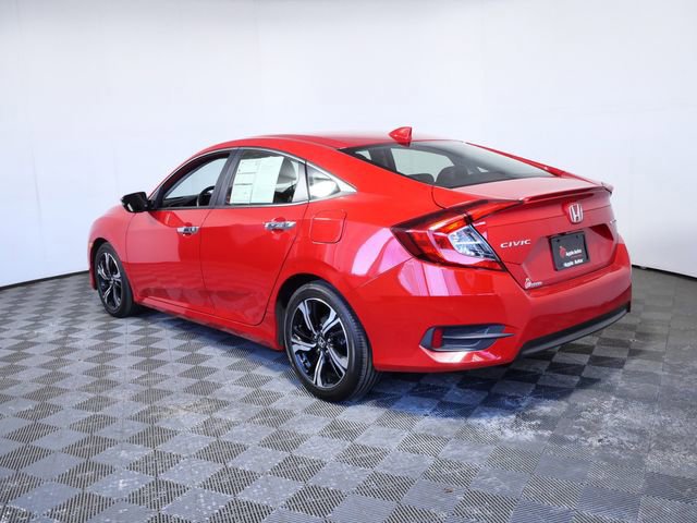 Used 2018 Honda Civic Touring image 2
