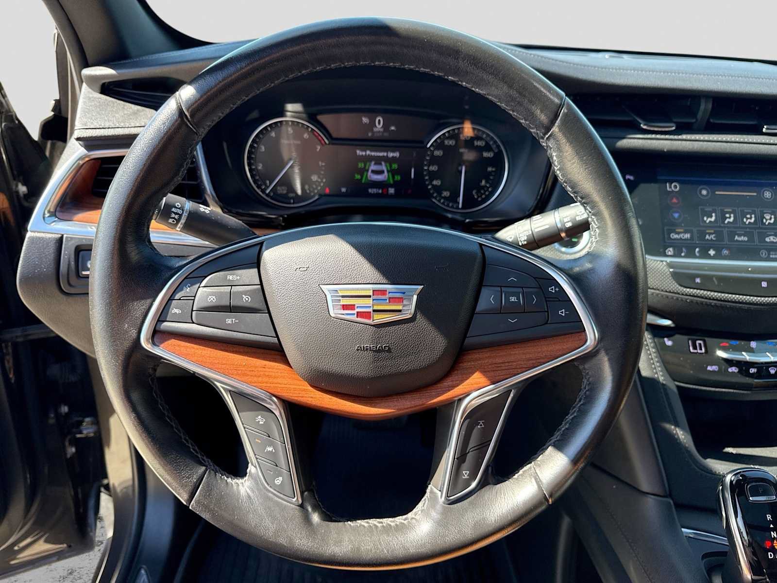 Used 2020 Cadillac XT5 Premium Luxury w/ LPO, Floor Liner Package AWD/4WD image 22