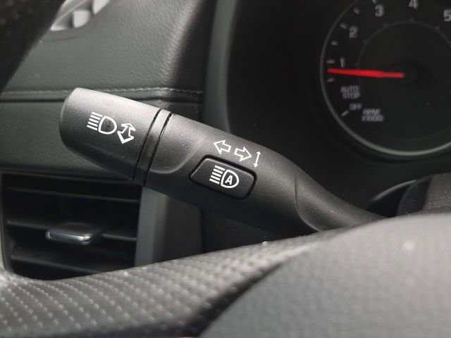 Used 2024 GMC Terrain SLE AWD/4WD image 38