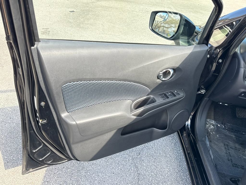 Used 2017 Nissan Versa Note SV image 13