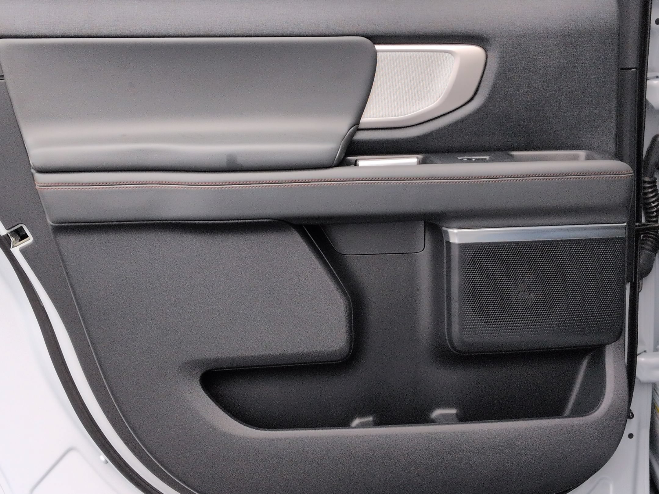 Certified 2025 Ford Expedition Max Active RWD image 27