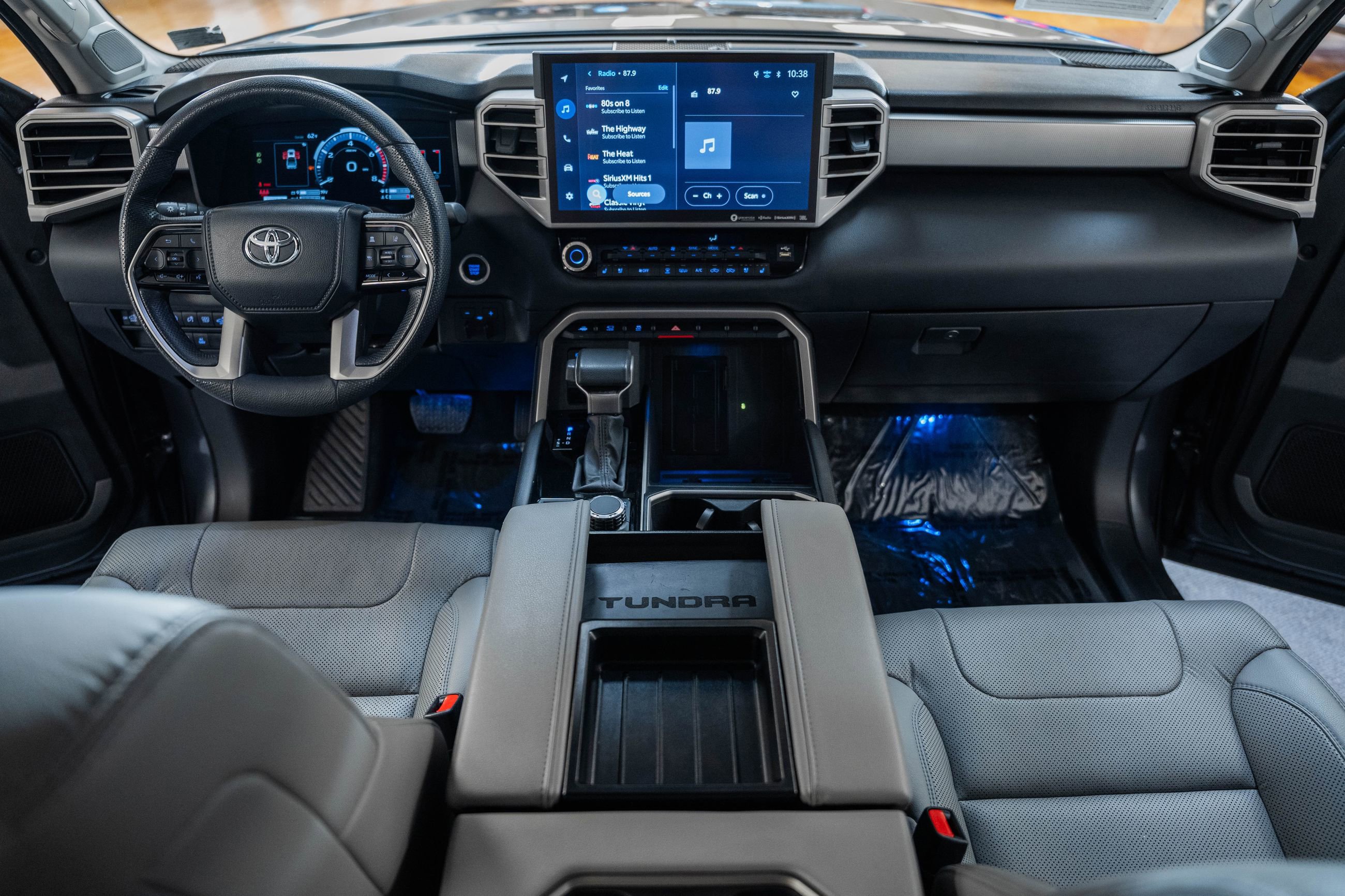 Used 2024 Toyota Tundra Limited image 26