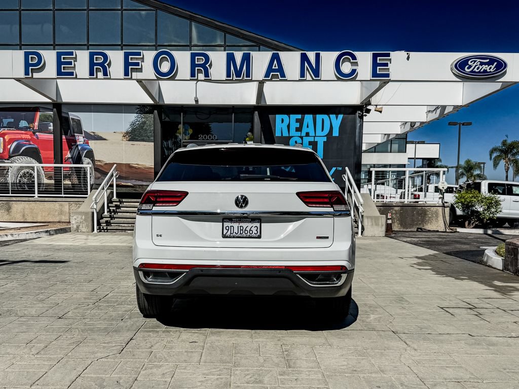 Used 2022 Volkswagen Atlas Cross Sport SE AWD/4WD image 4