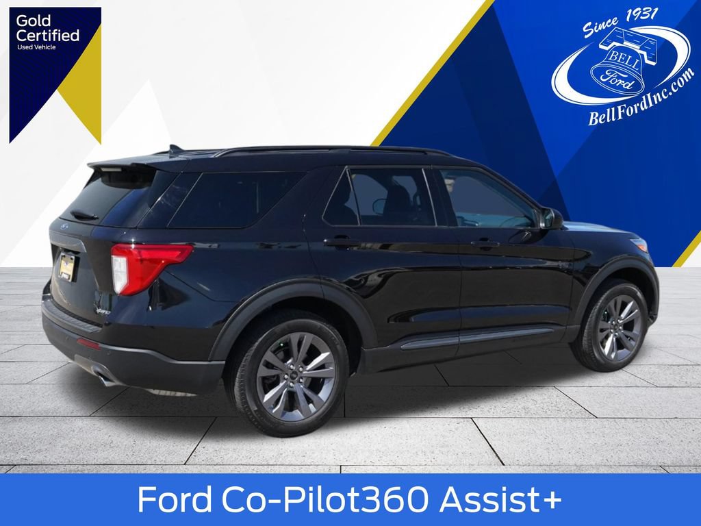 Certified 2023 Ford Explorer XLT w/ Equipment Group 202A AWD/4WD image 3