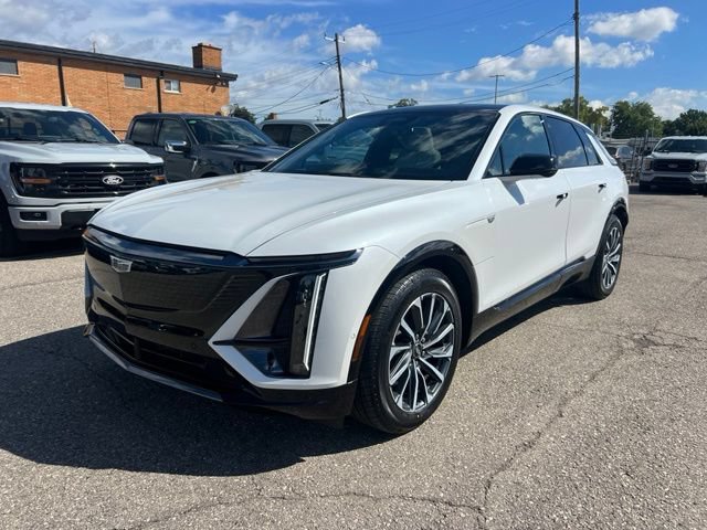 Used 2024 Cadillac Lyriq Sport AWD/4WD image 29