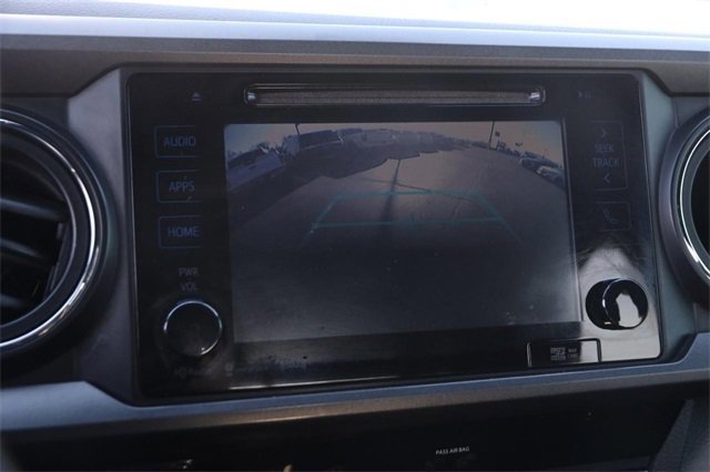 Used 2018 Toyota Tacoma TRD Off-Road image 16