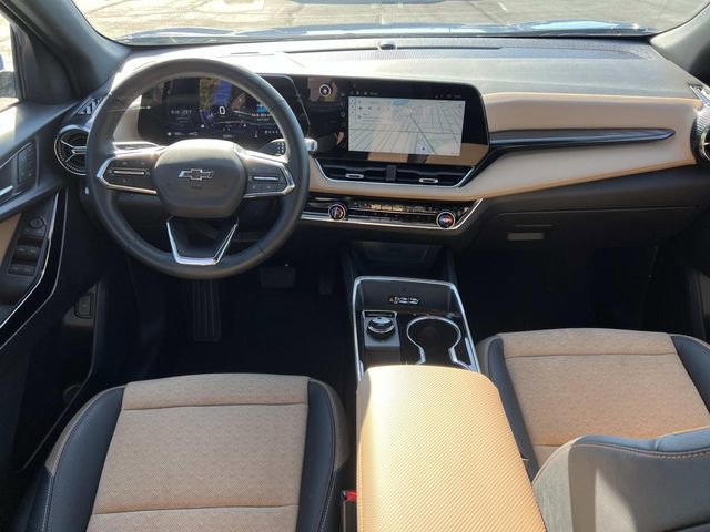 Used 2025 Chevrolet Equinox ACTIV w/ Safety and Technology Package AWD/4WD image 14