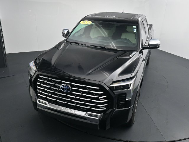 Used 2024 Toyota Tundra Capstone AWD/4WD image 26