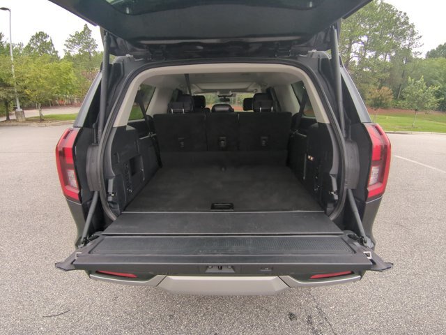 Certified 2025 Ford Expedition Max Platinum w/ Driver's Package AWD/4WD image 26