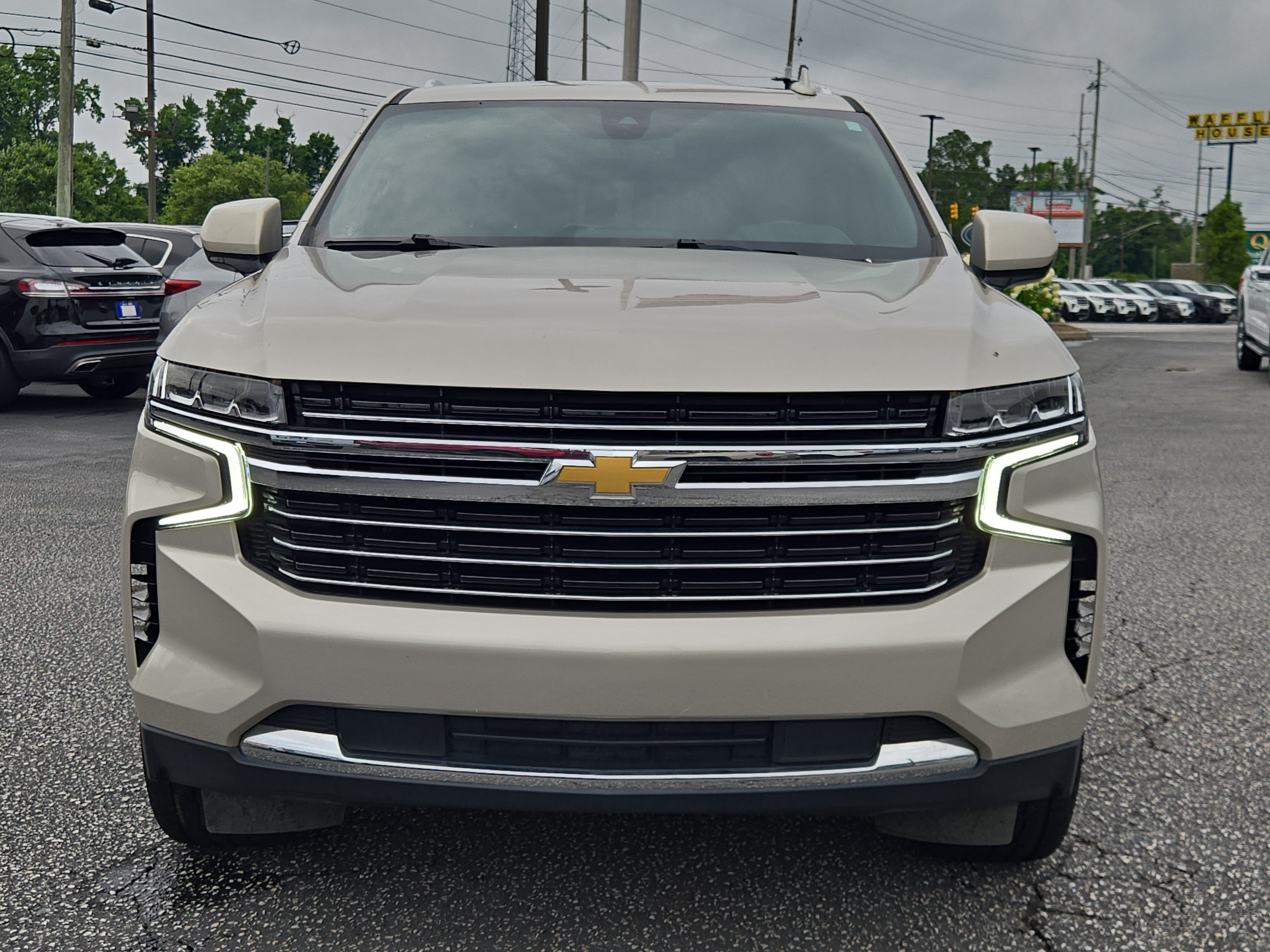 Used 2021 Chevrolet Tahoe LT w/ Rear Media and Nav Package RWD image 3