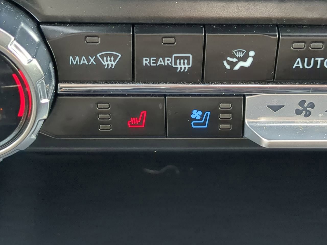 Certified 2023 Ford F150 Lariat image 23