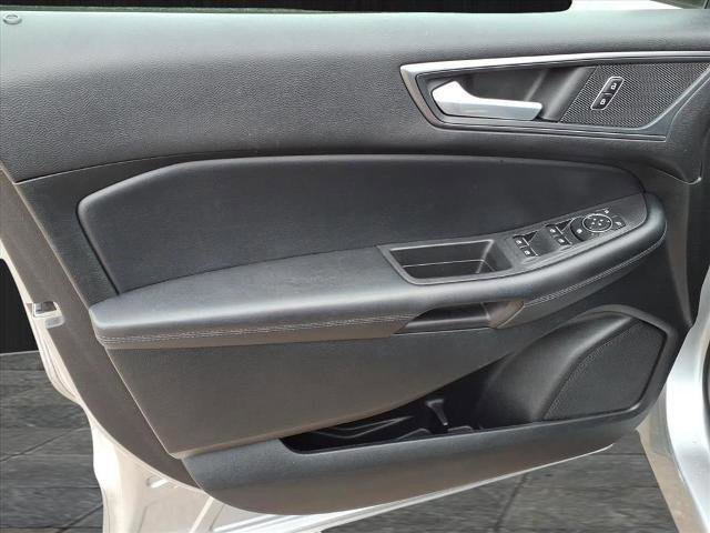 Certified 2023 Ford Edge SE image 12