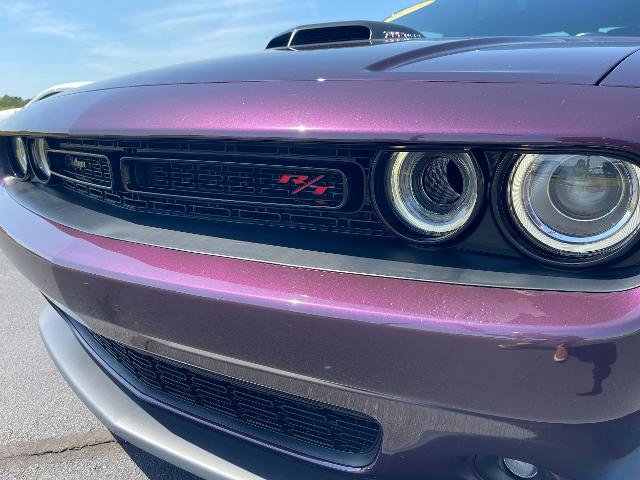 Used 2021 Dodge Challenger R/T Scat Pack w/ Shaker Package RWD image 9