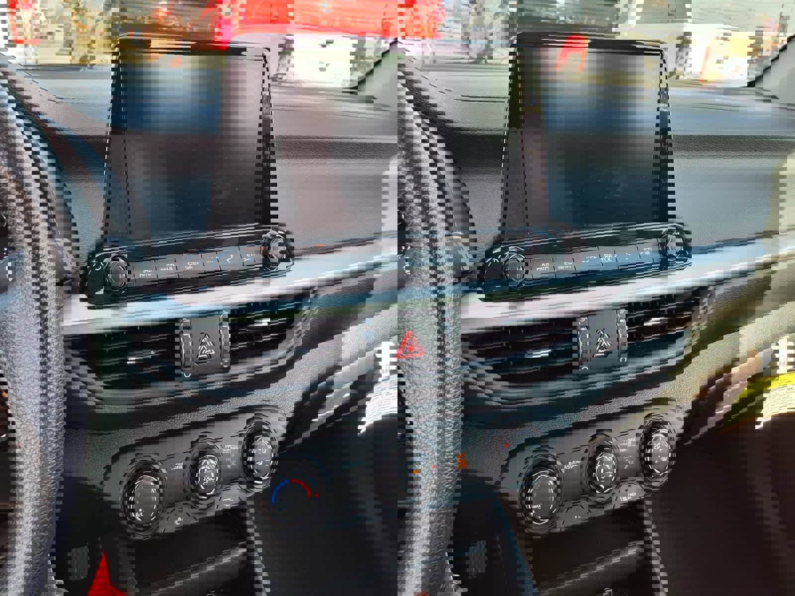 Used 2024 Kia Forte LXS w/ LXS Technology Package image 13