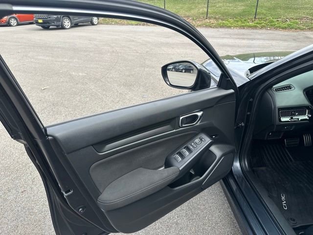 Used 2025 Honda Civic Sport image 30