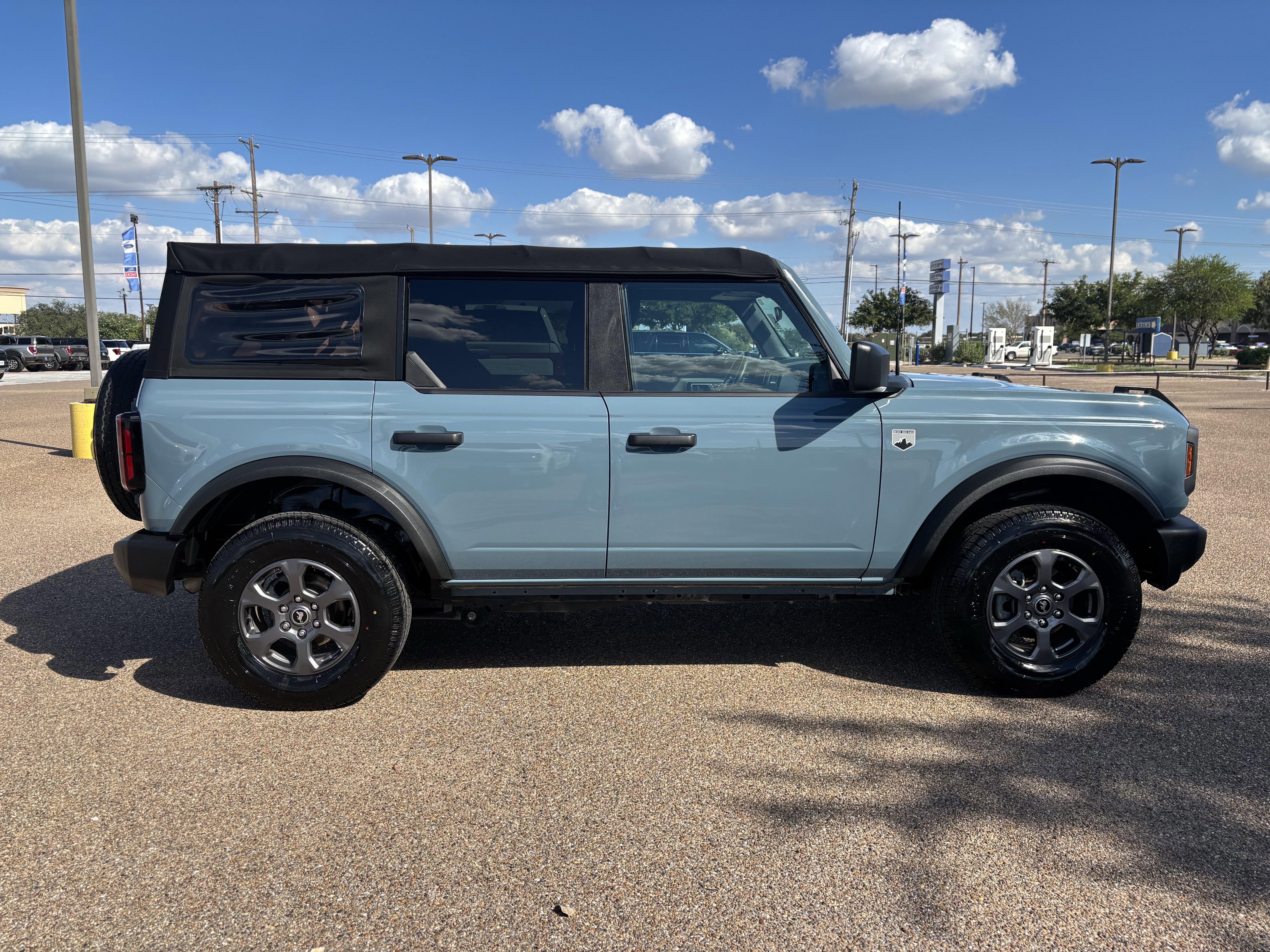 Certified 2021 Ford Bronco Big Bend image 4