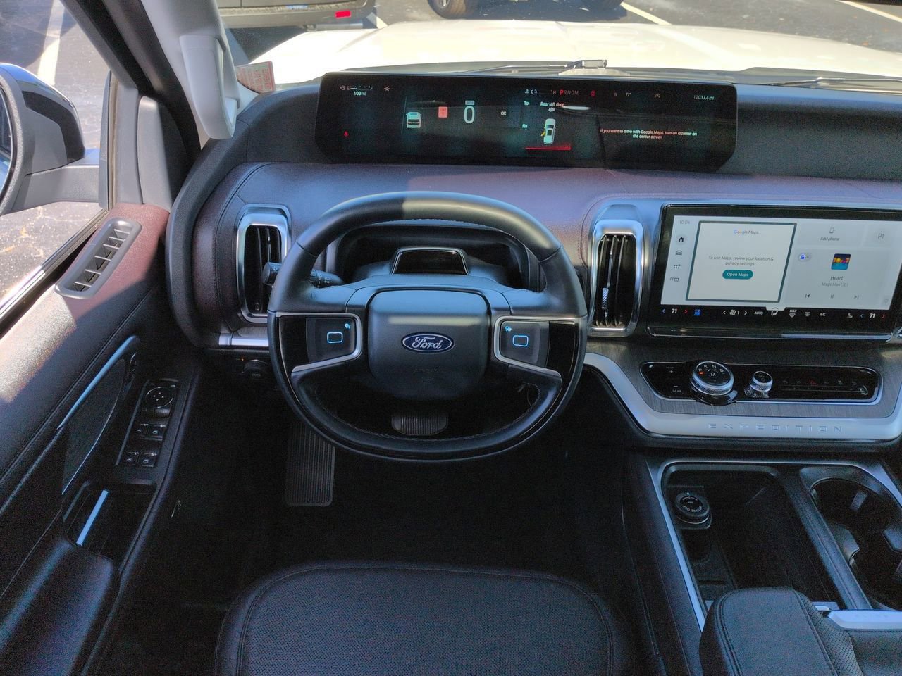 Certified 2025 Ford Expedition Platinum w/ Platinum Ultimate Package image 16