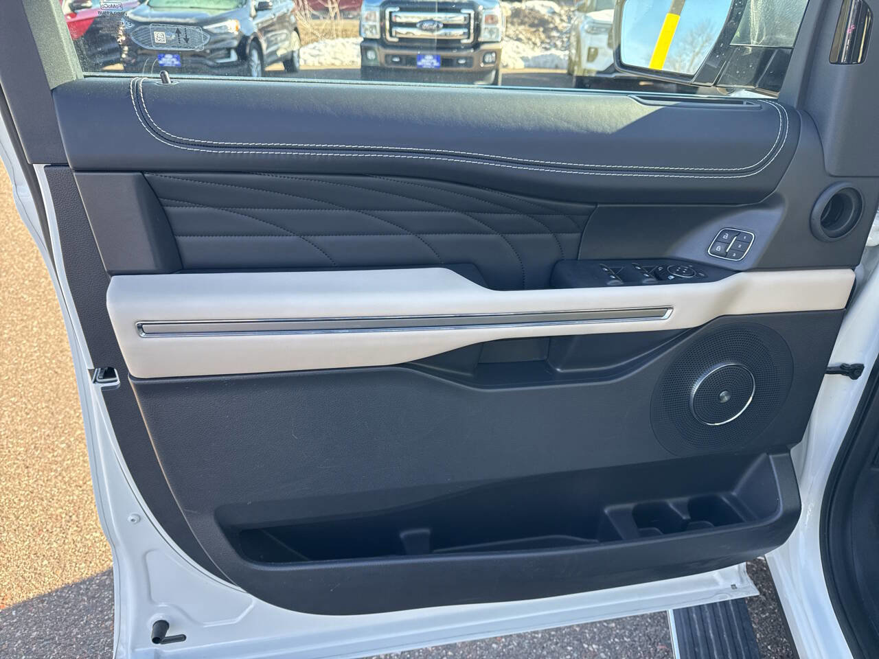 Certified 2024 Ford Expedition Max Platinum AWD/4WD image 28