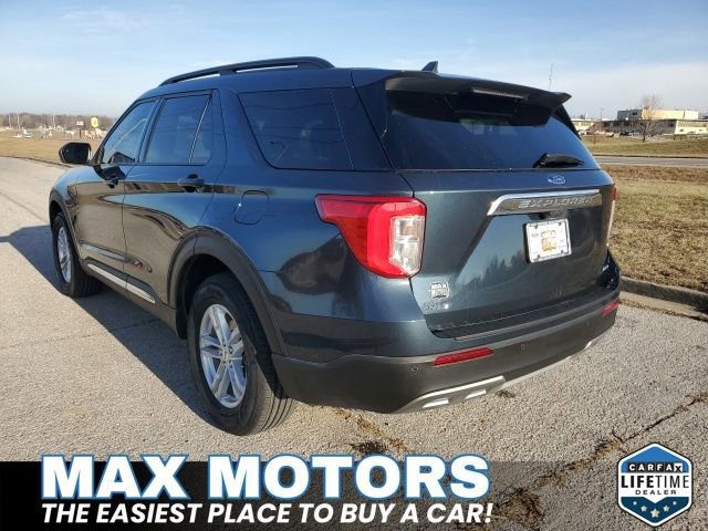 Certified 2023 Ford Explorer XLT w/ Equipment Group 202A image 3