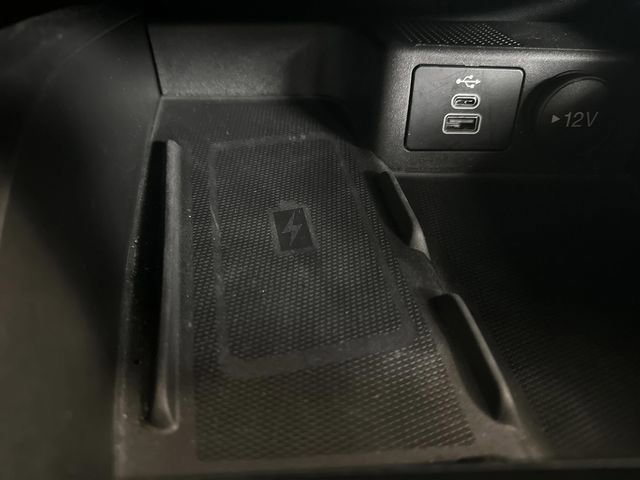 Certified 2025 Ford Escape ST-Line Elite w/ Premium Technology Package image 25