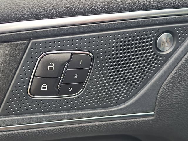 Certified 2023 Ford Edge ST image 12