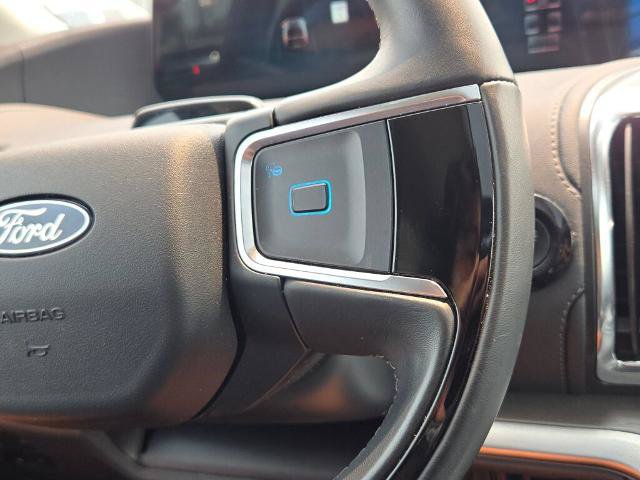 Certified 2025 Ford Expedition Platinum AWD/4WD image 34