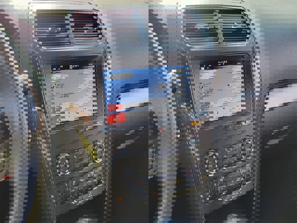 Certified 2019 Ford Explorer XLT w/ Equipment Group 201A image 22