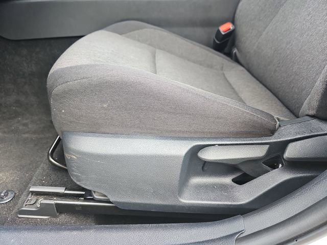 Used 2025 Toyota Camry LE FWD image 11