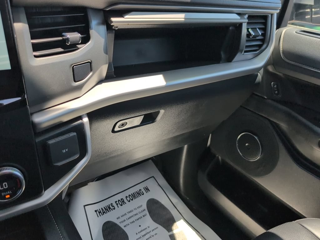 Certified 2024 Ford Expedition XLT RWD image 25