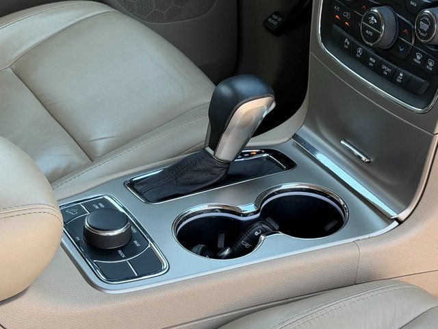 Used 2017 Jeep Grand Cherokee Limited AWD/4WD image 22