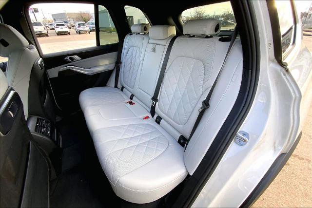 Used 2024 BMW X5 sDrive40i w/ Parking Assistance Package image 20