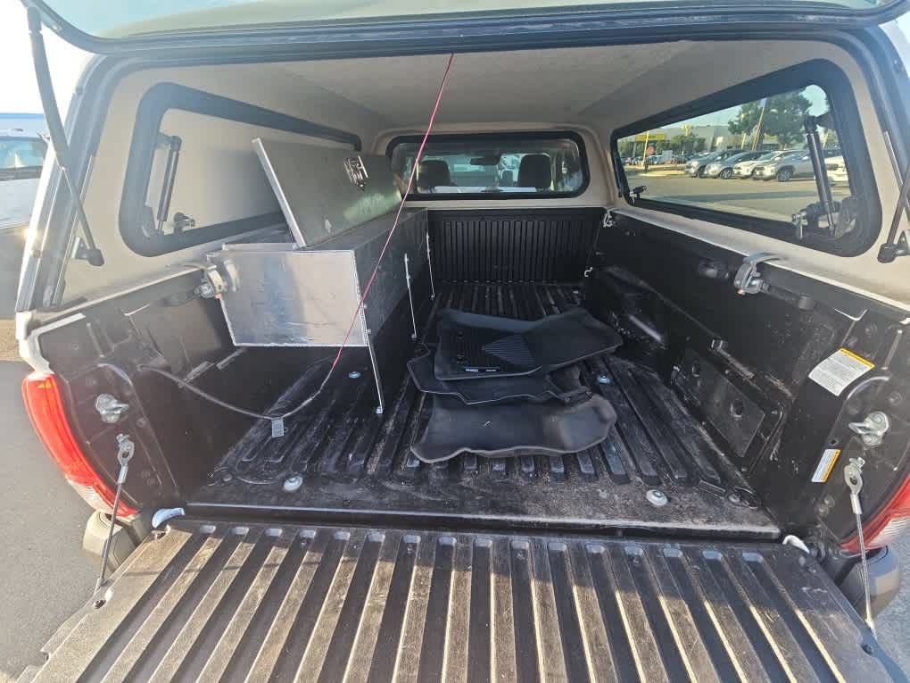 Used 2023 Toyota Tacoma SR RWD image 8