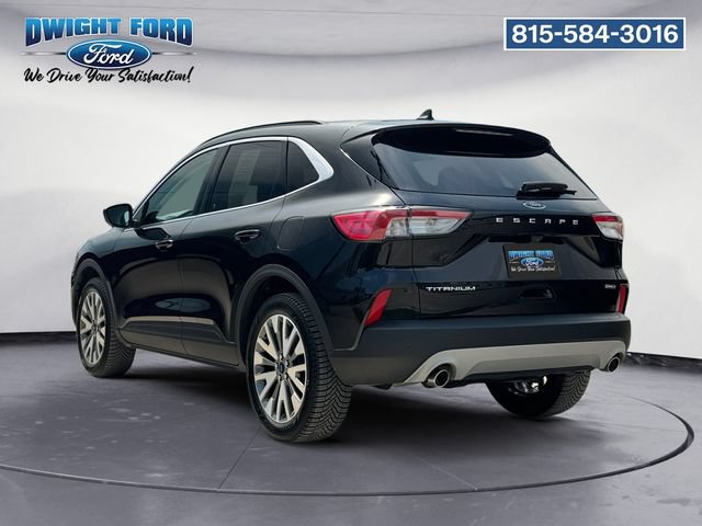 Certified 2022 Ford Escape Titanium AWD/4WD image 3