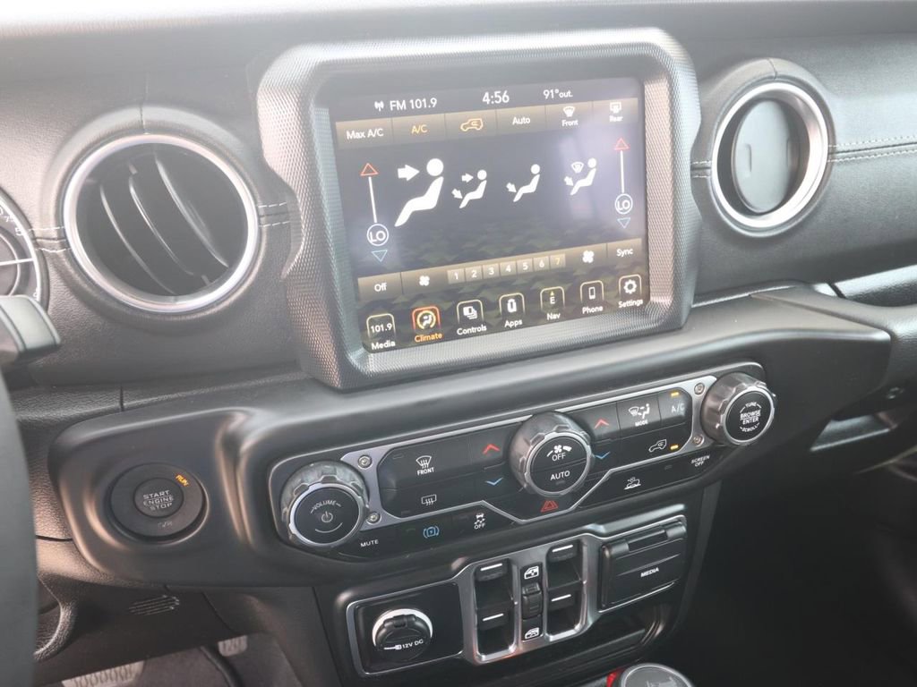 Used 2023 Jeep Wrangler Unlimited Sahara AWD/4WD image 26