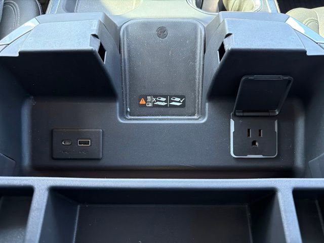 Used 2022 Chevrolet Silverado 1500 LT Trail Boss w/ LT Trail Boss Premium Package AWD/4WD image 38