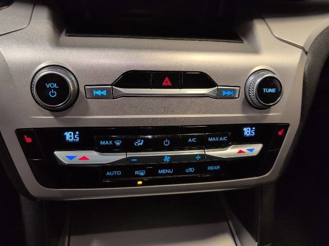 Certified 2021 Ford Explorer XLT image 24