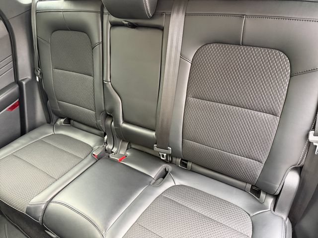 Certified 2025 Ford Escape SE FWD image 13