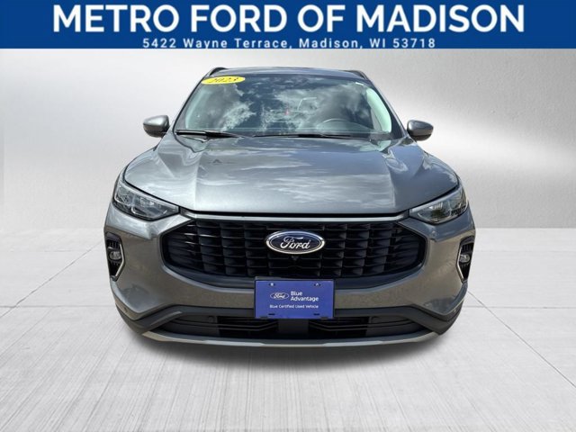 Certified 2023 Ford Escape Platinum AWD/4WD image 4