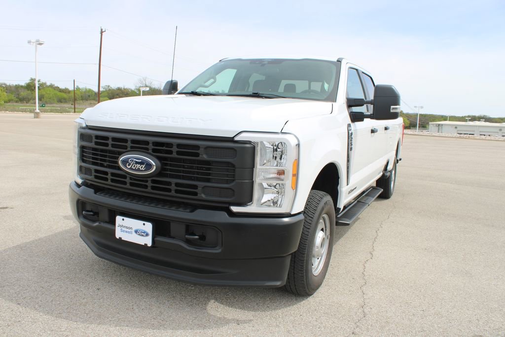Certified 2025 Ford F250 XL w/ FX4 Off-Road Package image 4
