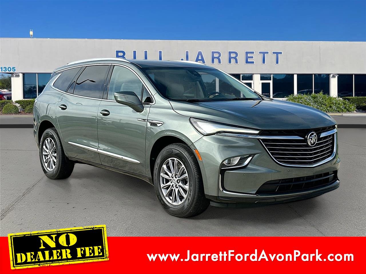 Used 2023 Buick Enclave Essence image 7